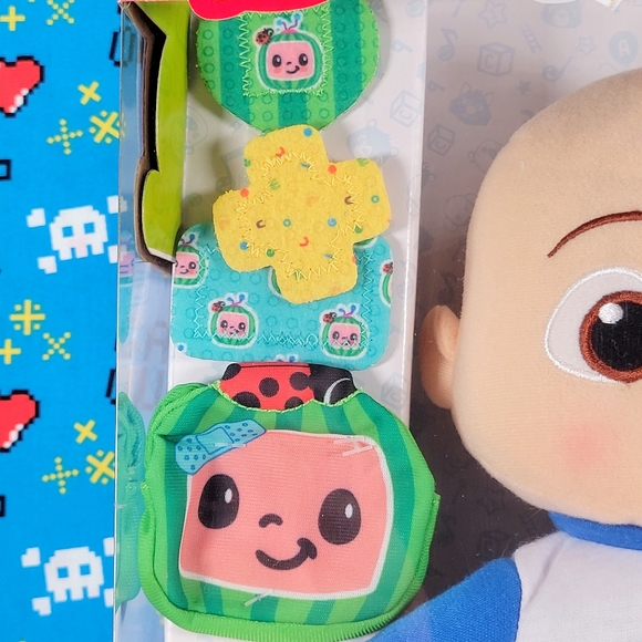 CoComelon Boo Boo JJ Plush New & Interactive Play Lights up & Heals All Boo Boos - Picture 10 of 11